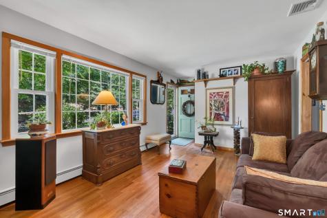 32 Ives Avenue Meriden CT 06450