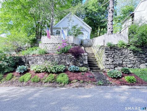 16 Franklin Street Putnam CT 06260