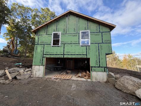 83 Evelyn Drive Naugatuck CT 06770