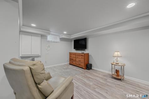 68 Wakeley Road Newington CT 06111