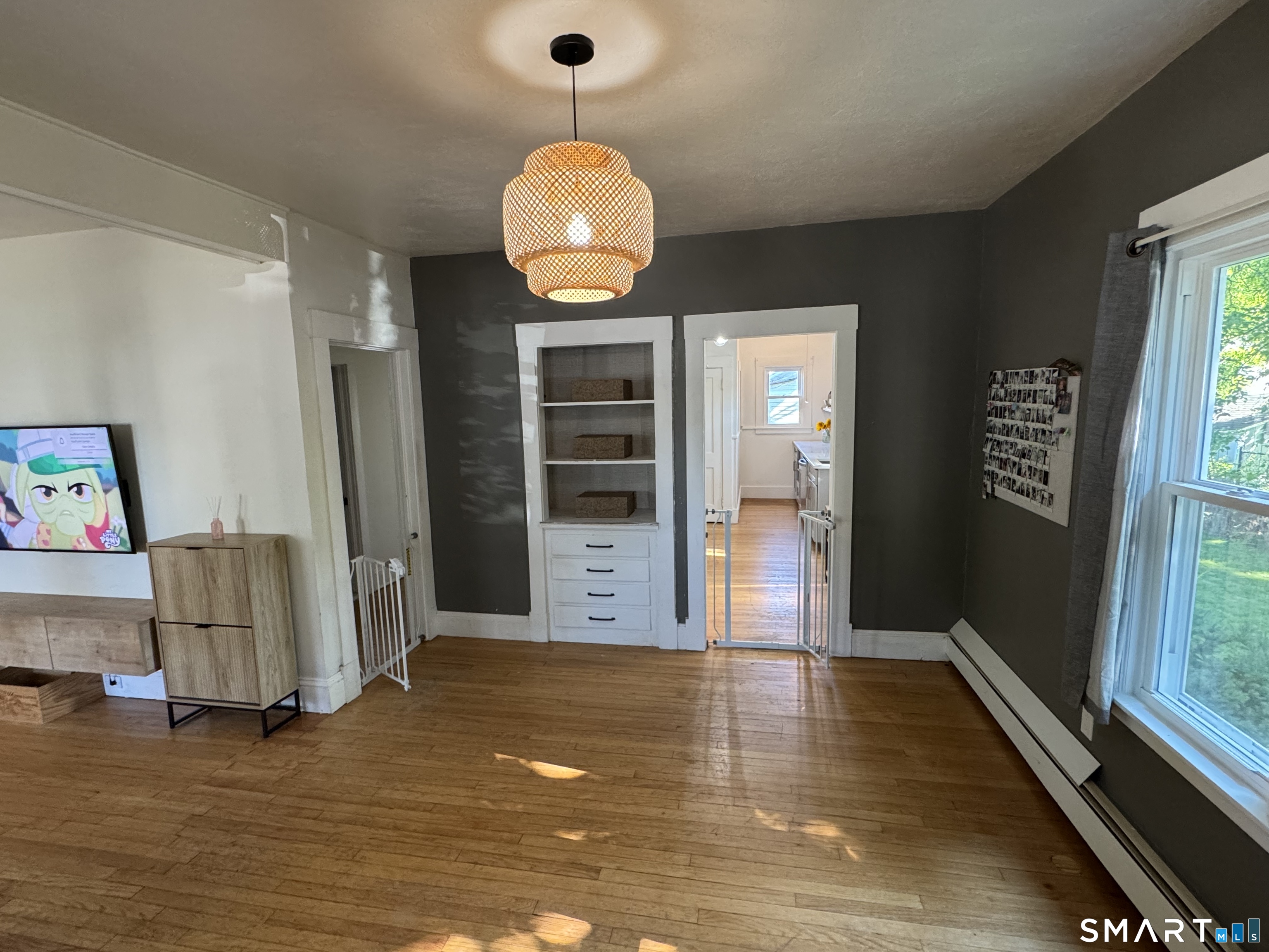 383 Center Street Manchester CT 06040