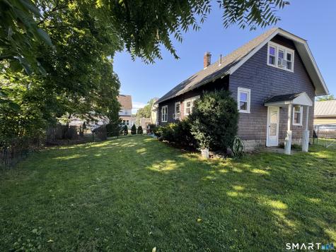383 Center Street Manchester CT 06040
