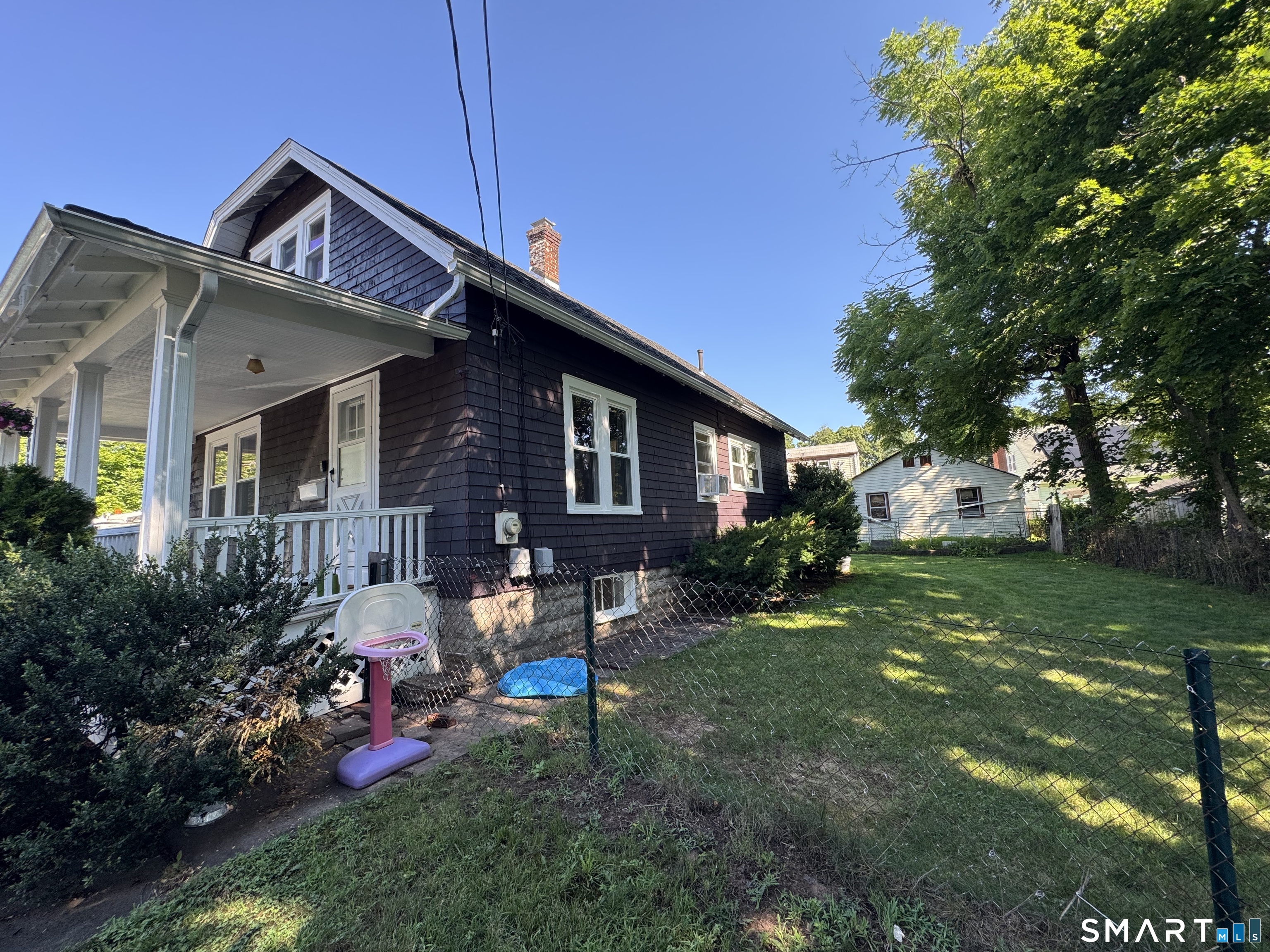 383 Center Street Manchester CT 06040