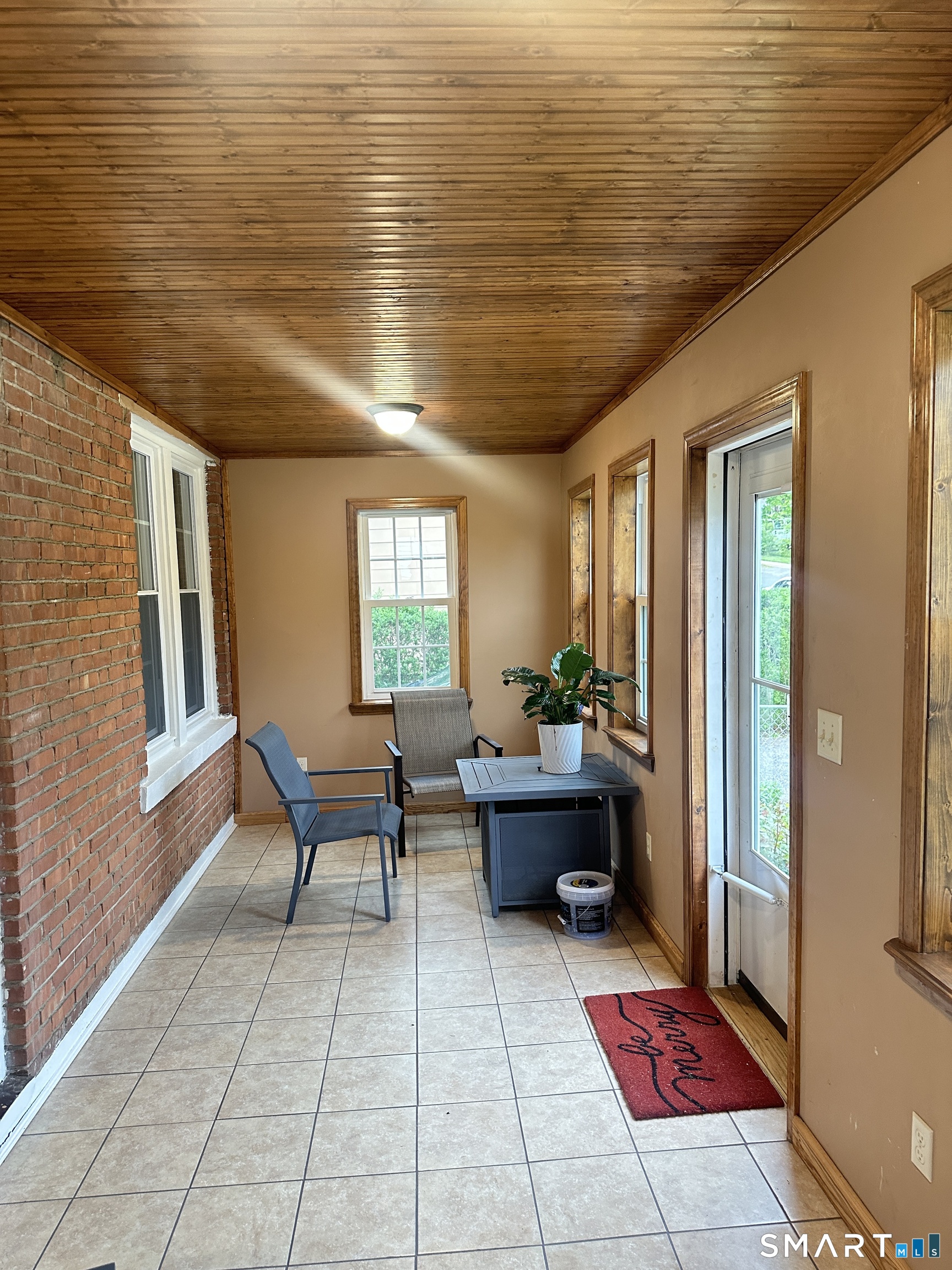 83 Faneuil Street Windsor CT 06095