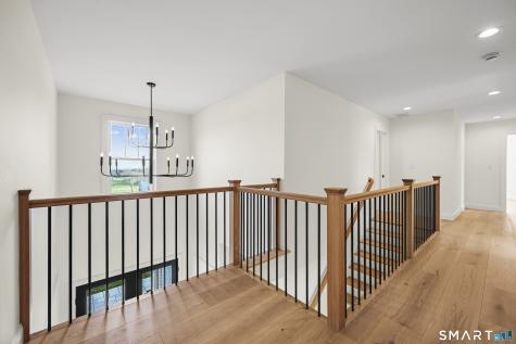 16 Mountain Top Pass Burlington CT 06013
