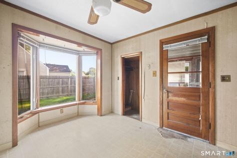 27 Hockanum Drive East Hartford CT 06118