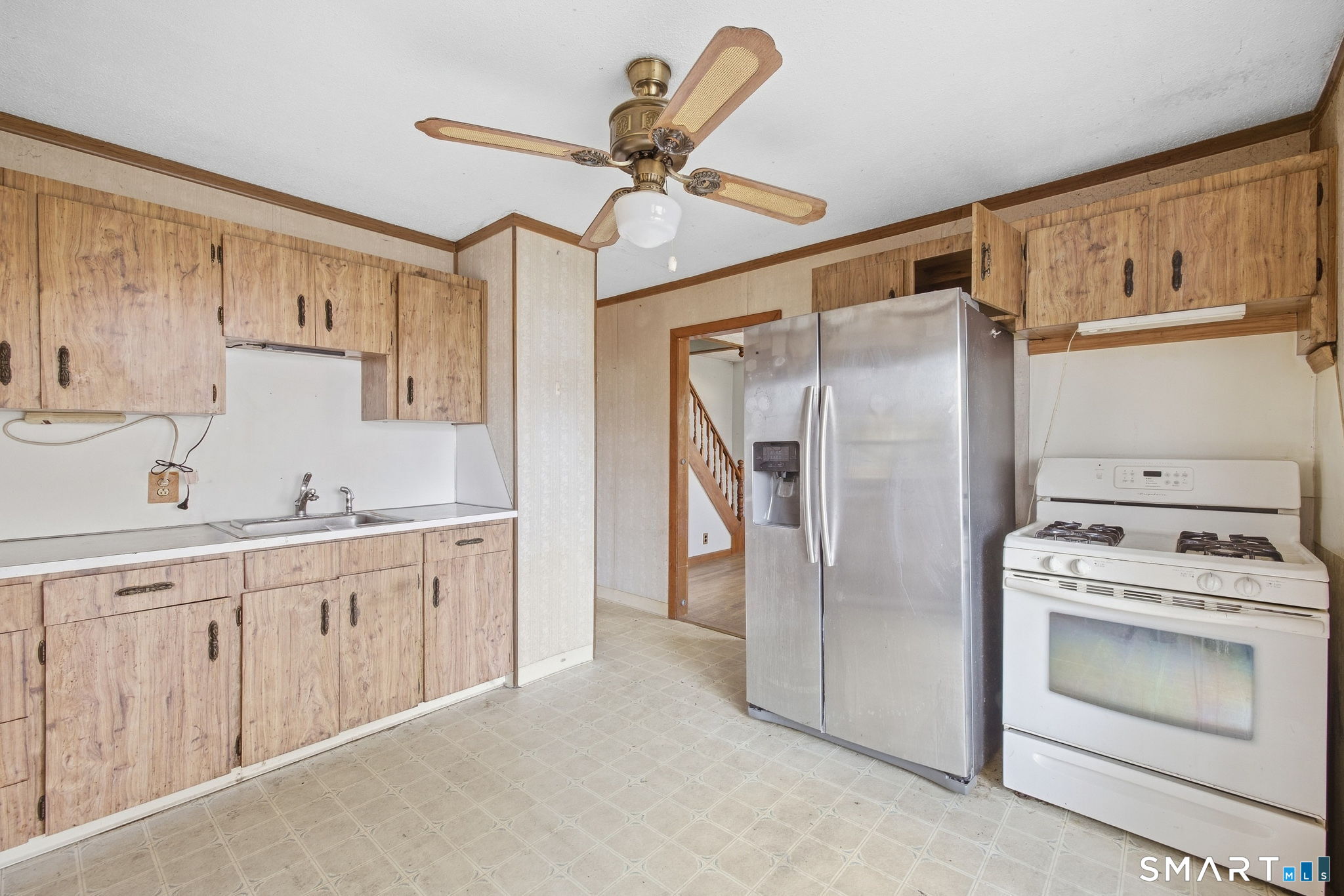 27 Hockanum Drive East Hartford CT 06118