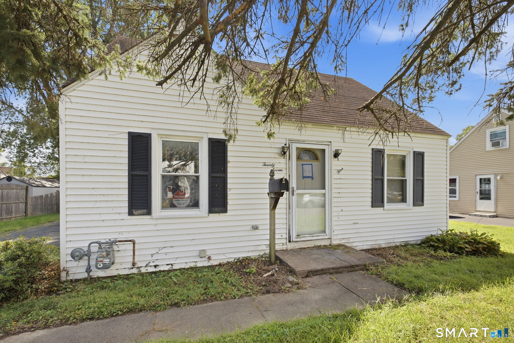 27 Hockanum Drive East Hartford CT 06118