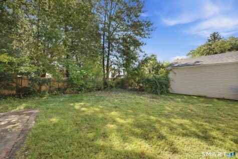 27 Hockanum Drive East Hartford CT 06118