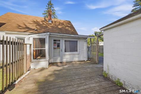 27 Hockanum Drive East Hartford CT 06118