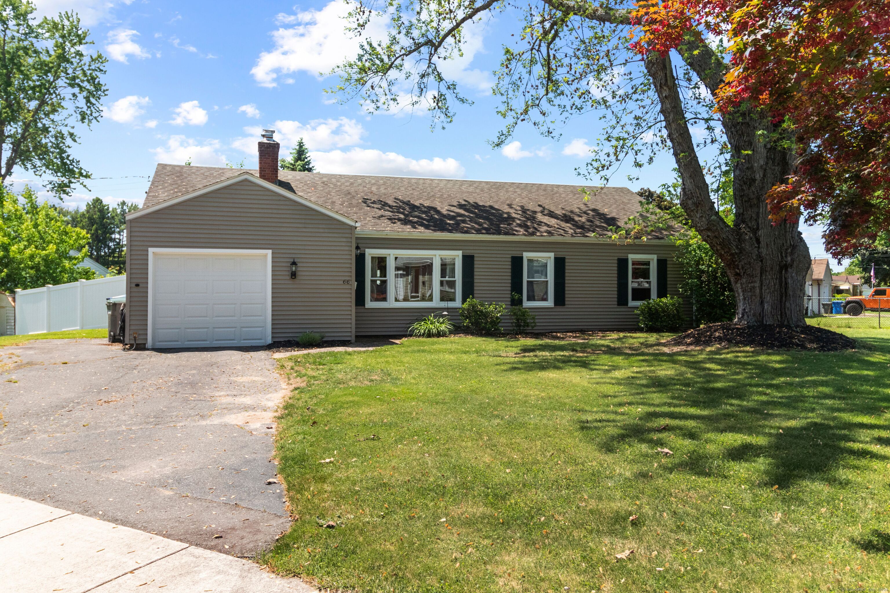 66 Green Manor Road Manchester CT 06042