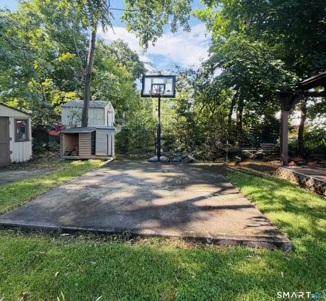 21 Whitman Street New Britain CT 06051