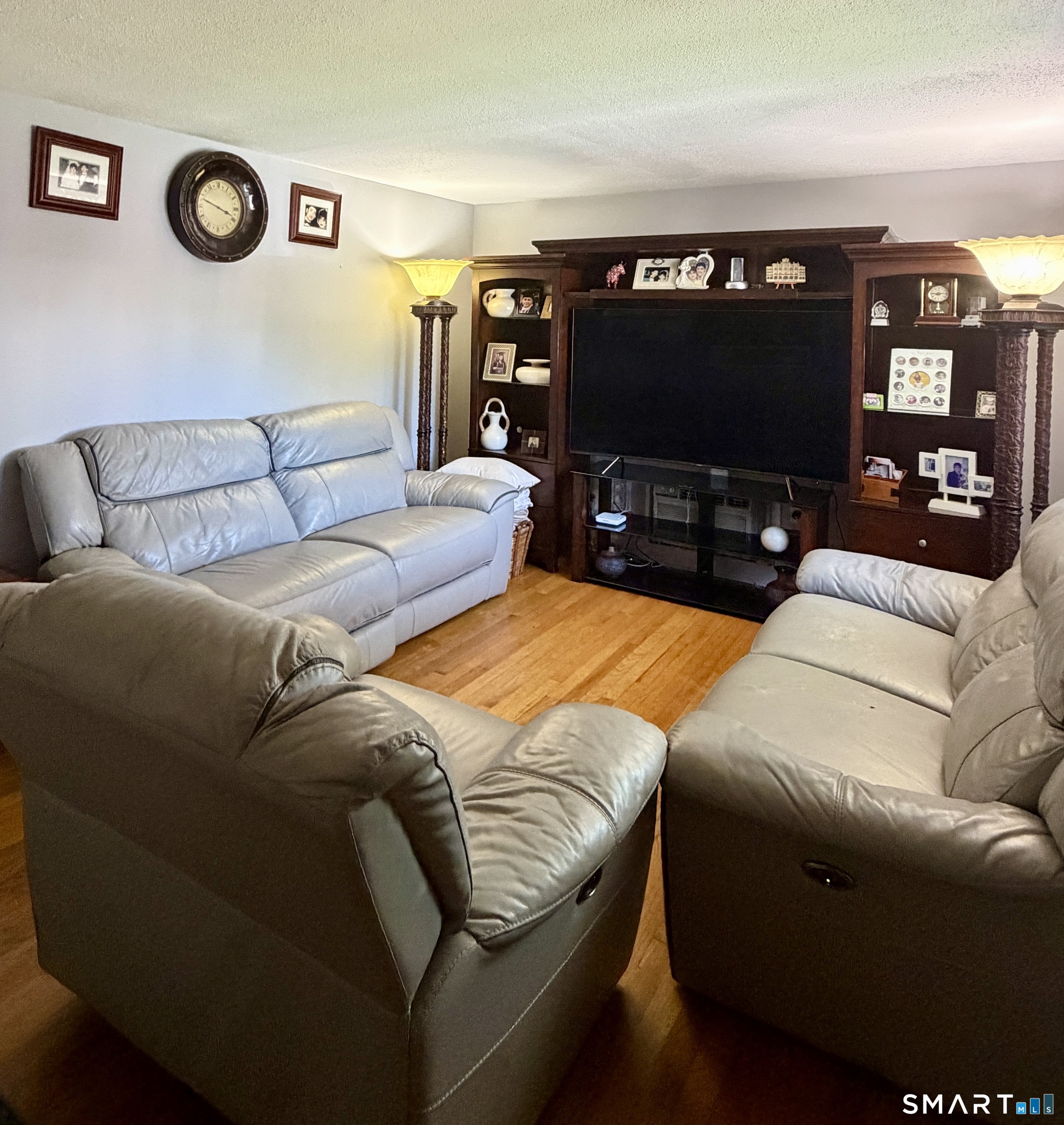 21 Whitman Street New Britain CT 06051