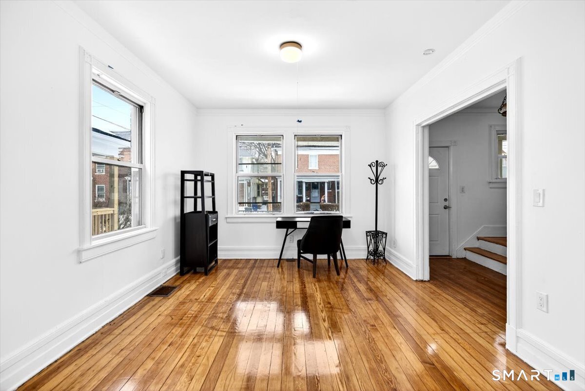 408 East Avenue Bridgeport CT 06610