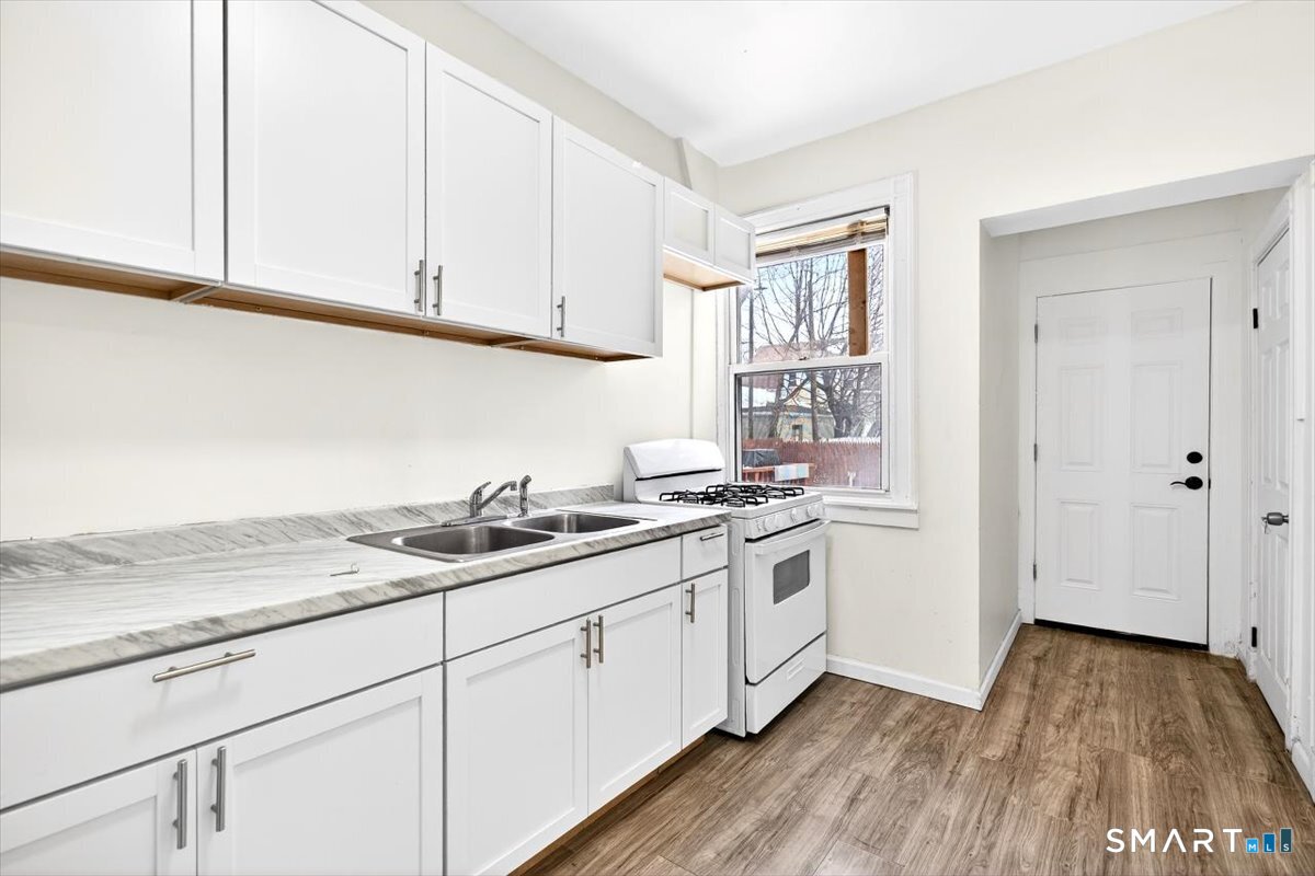 408 East Avenue Bridgeport CT 06610