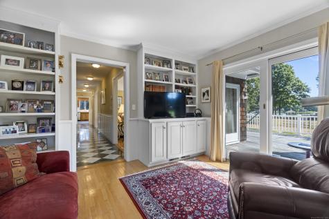 30 Cove Road Stonington CT 06378