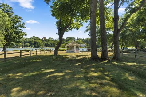 30 Cove Road Stonington CT 06378