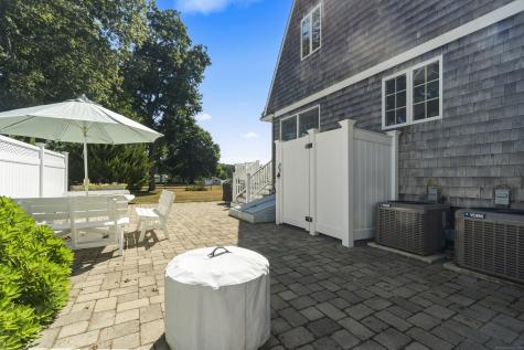 30 Cove Road Stonington CT 06378
