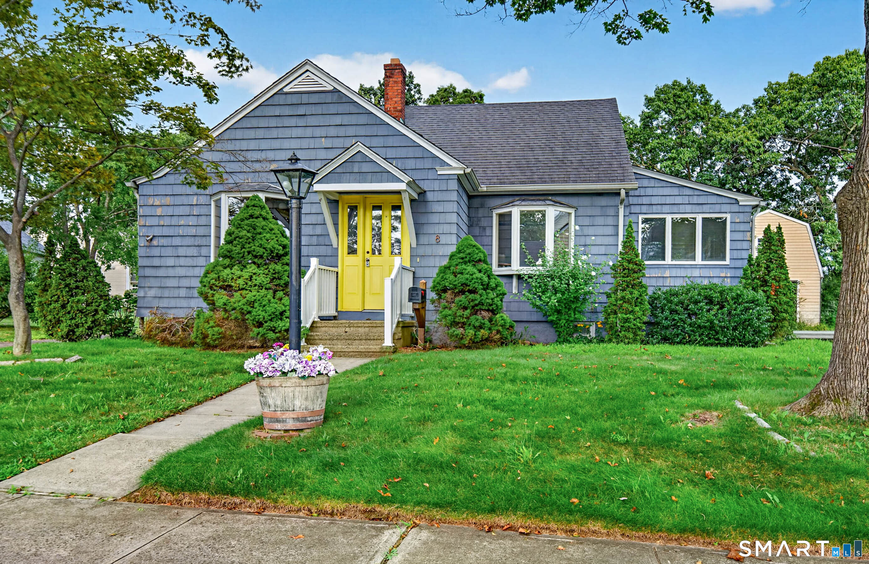Milford CT, 8 Sailors Lane