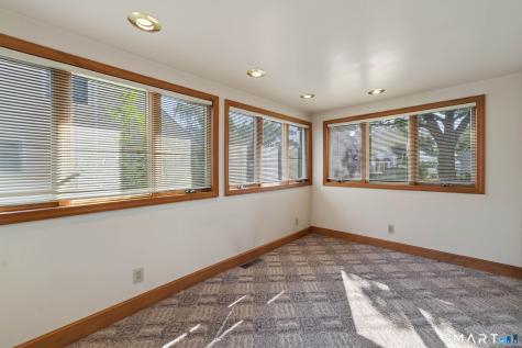 8 Sailors Lane Milford CT 06460