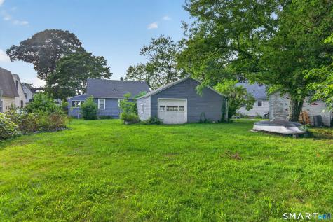 8 Sailors Lane Milford CT 06460