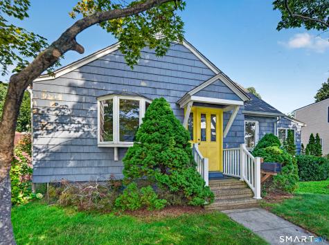 8 Sailors Lane Milford CT 06460
