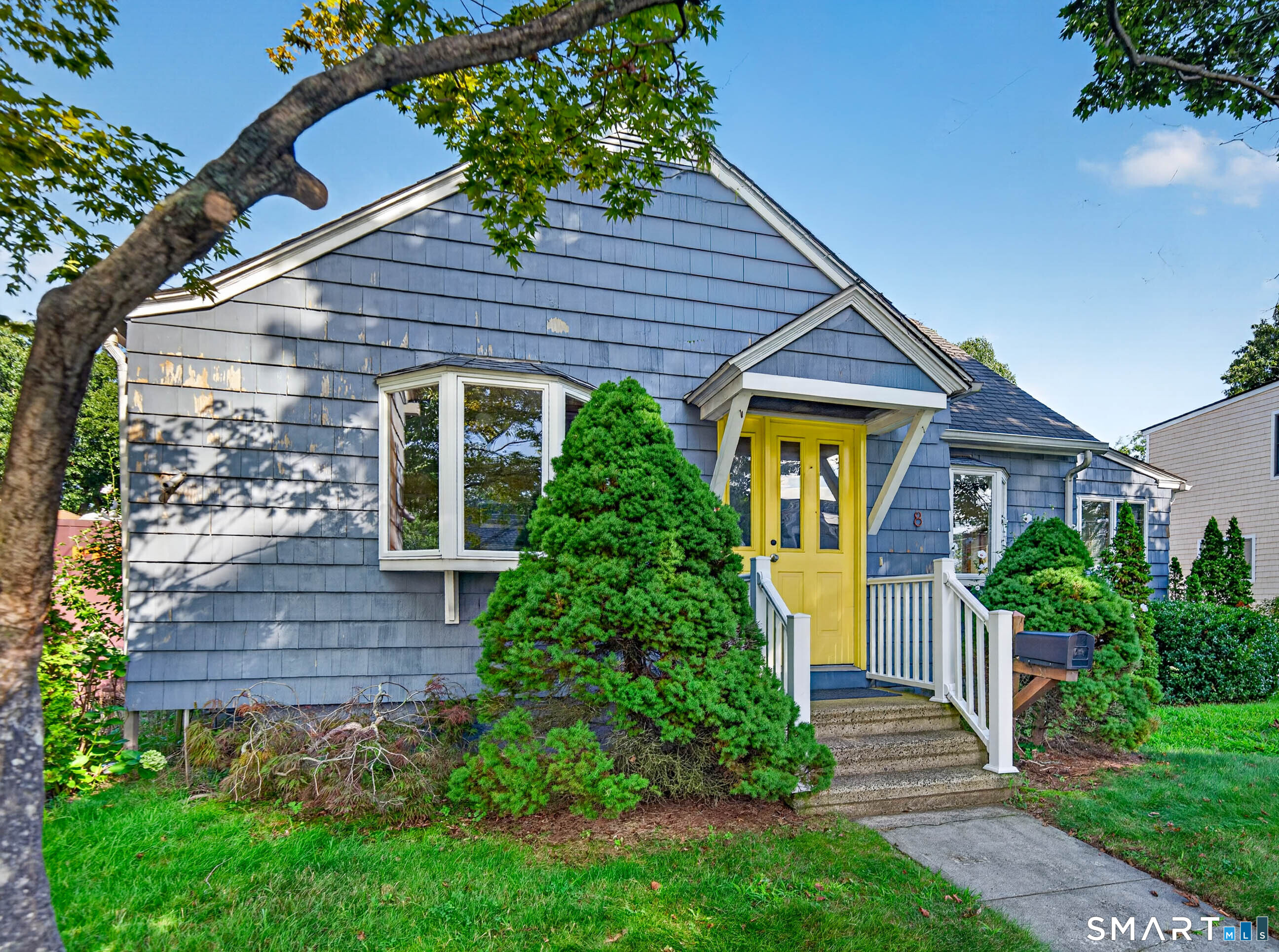 8 Sailors Lane Milford CT 06460