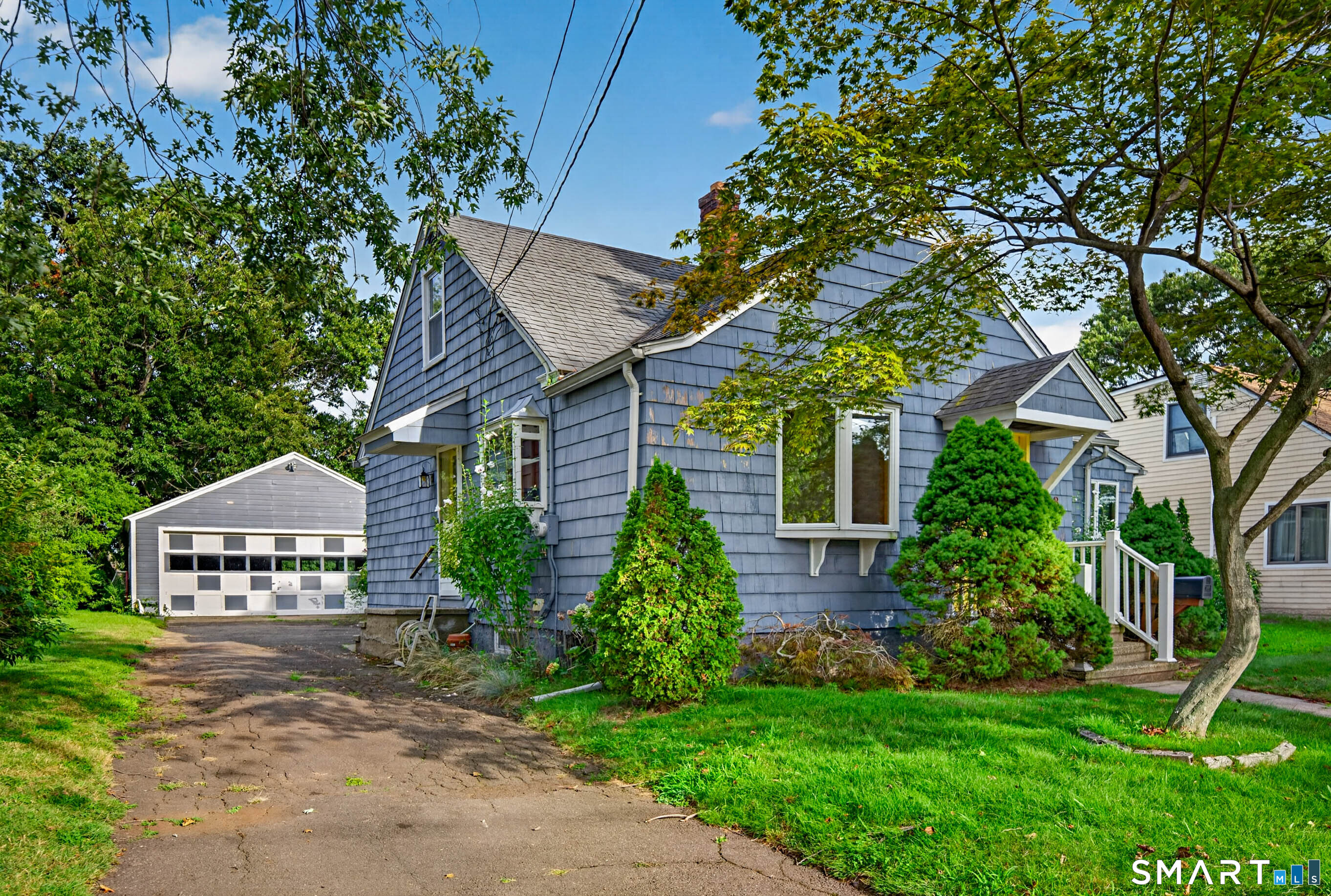 8 Sailors Lane Milford CT 06460
