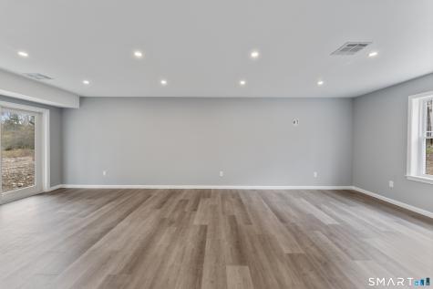 890 Brook Road Hampton CT 06427