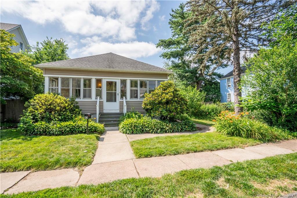 63 Cumberland Avenue Wethersfield CT 06109