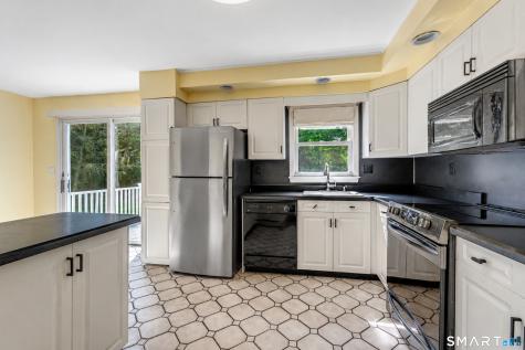 1144 Long Hill Road Guilford CT 06437
