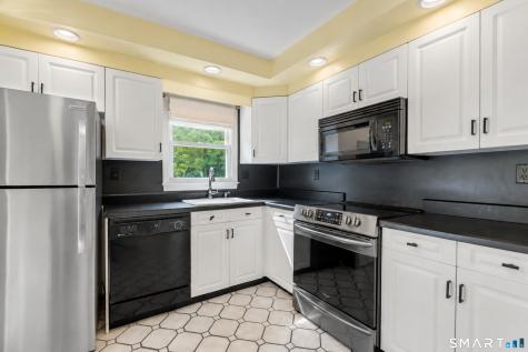 1144 Long Hill Road Guilford CT 06437
