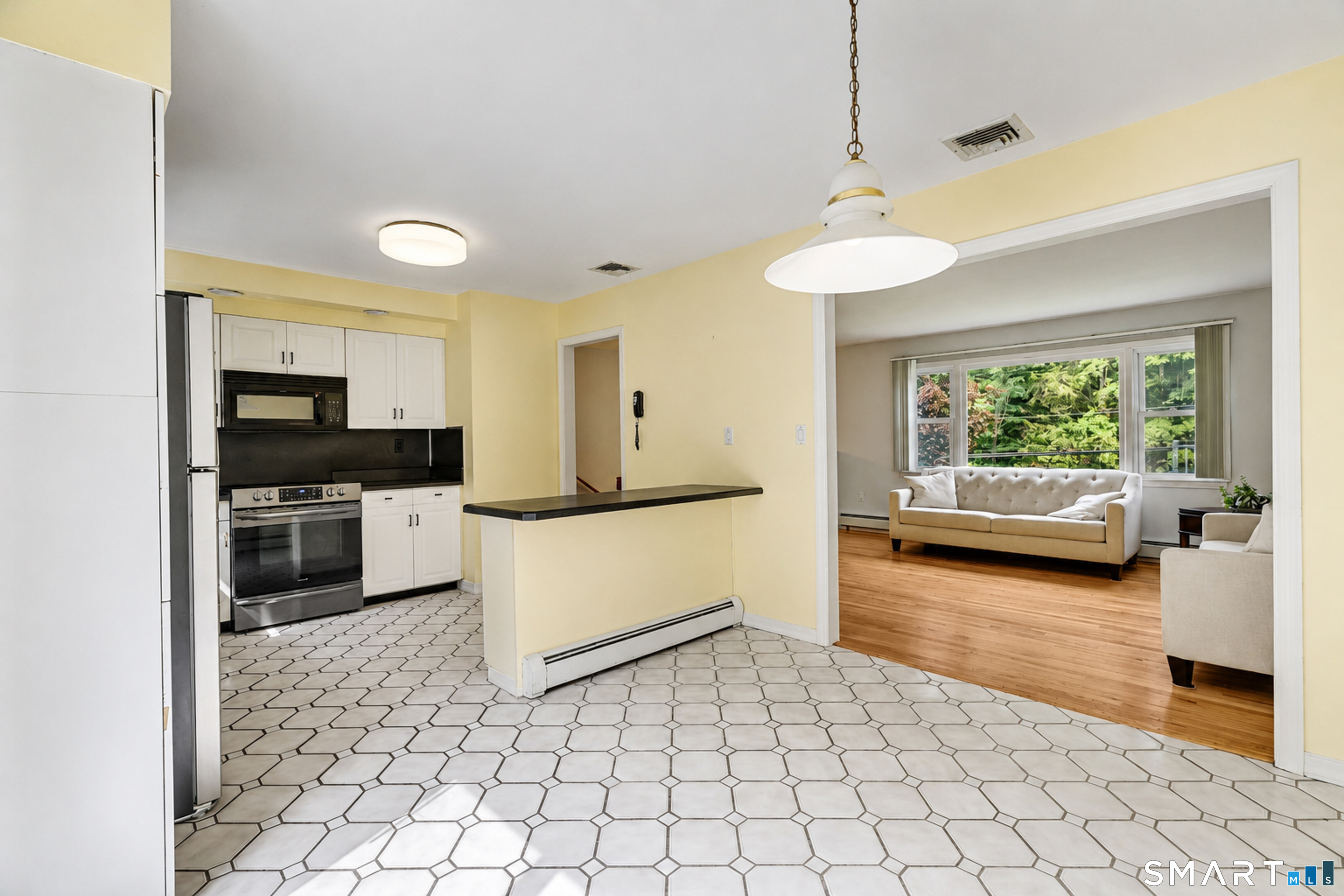 1144 Long Hill Road Guilford CT 06437