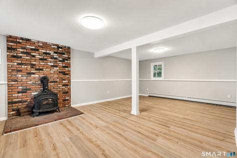 1144 Long Hill Road Guilford CT 06437