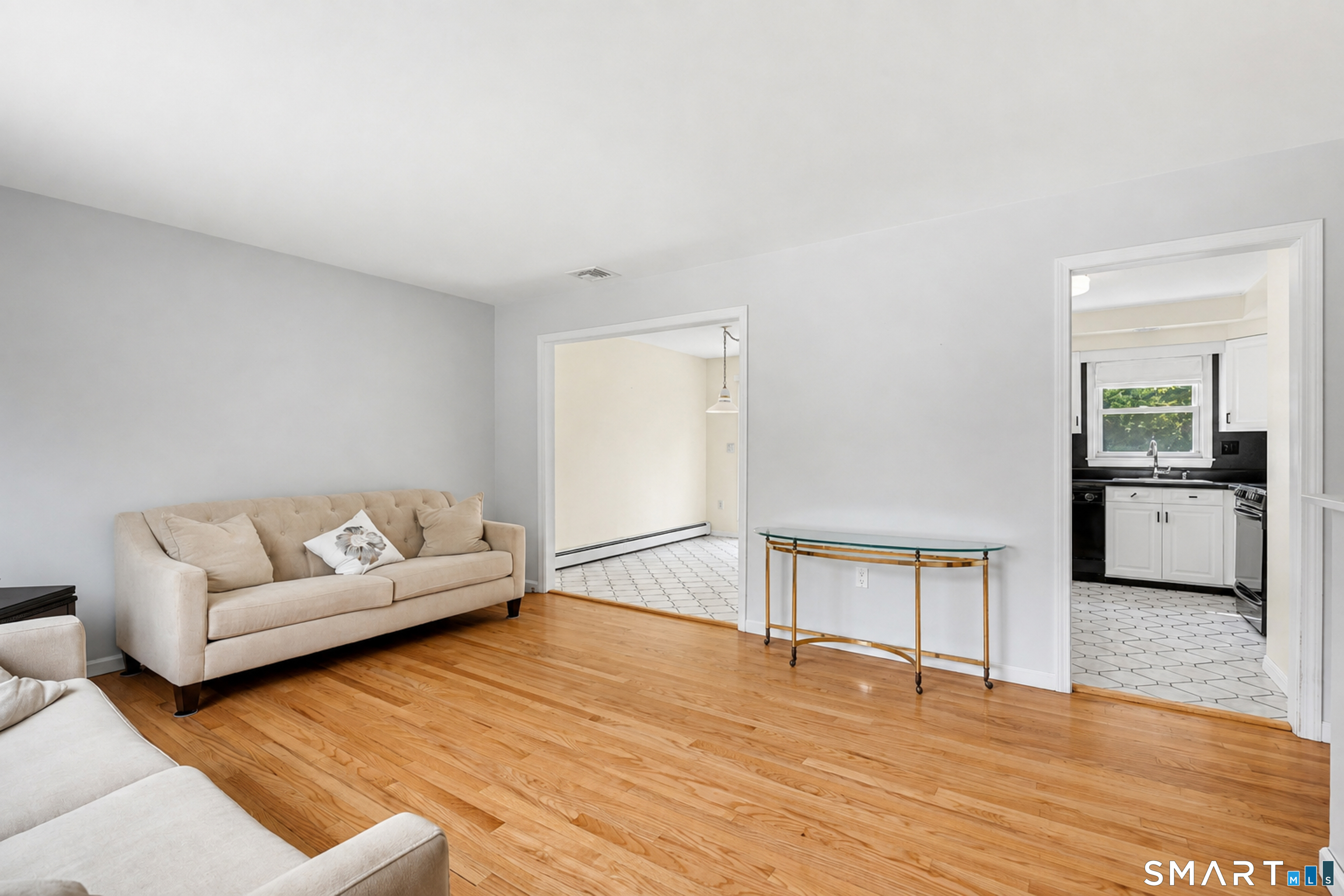 1144 Long Hill Road Guilford CT 06437