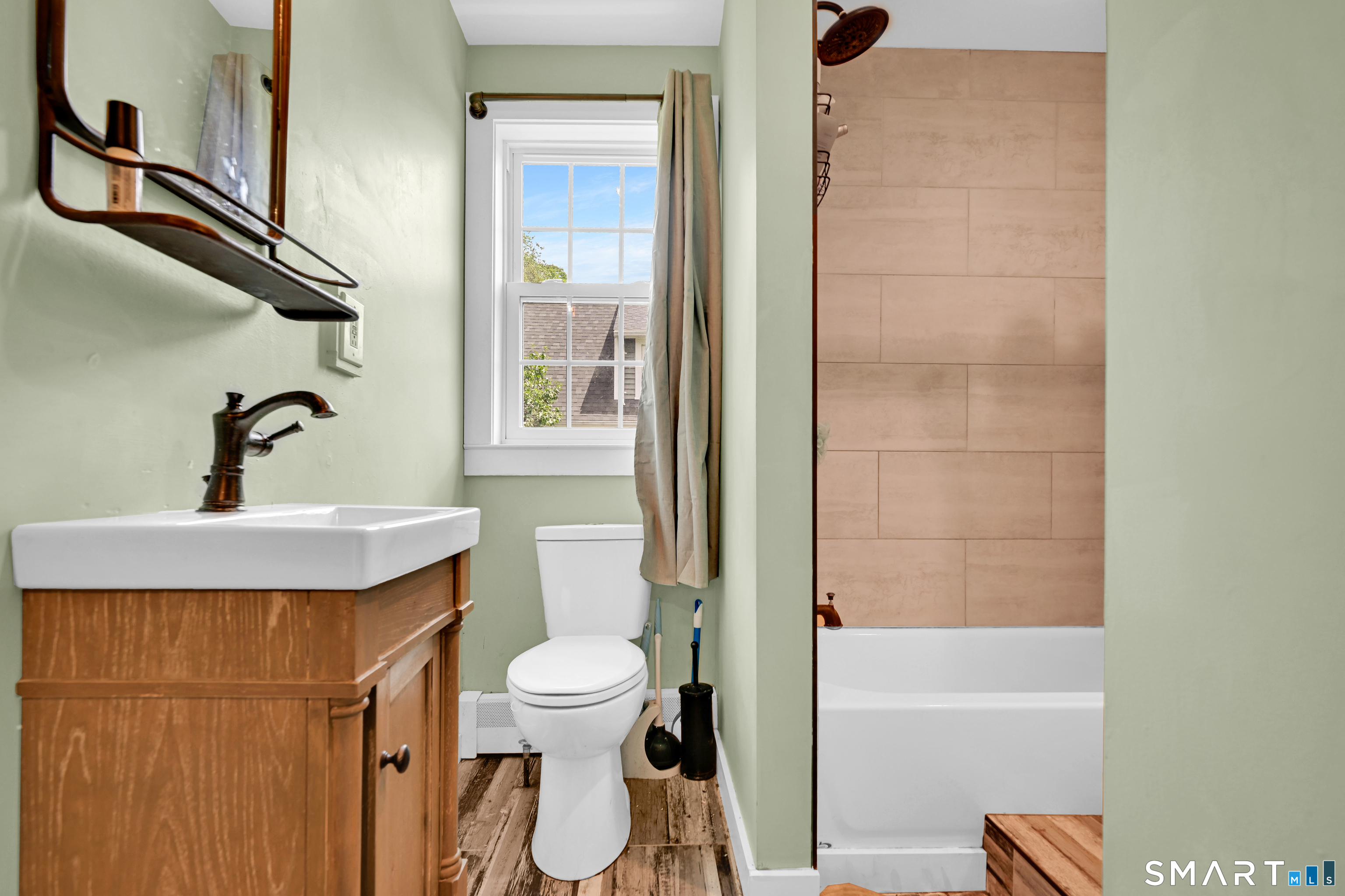 156 Litchfield Street Thomaston CT 06787