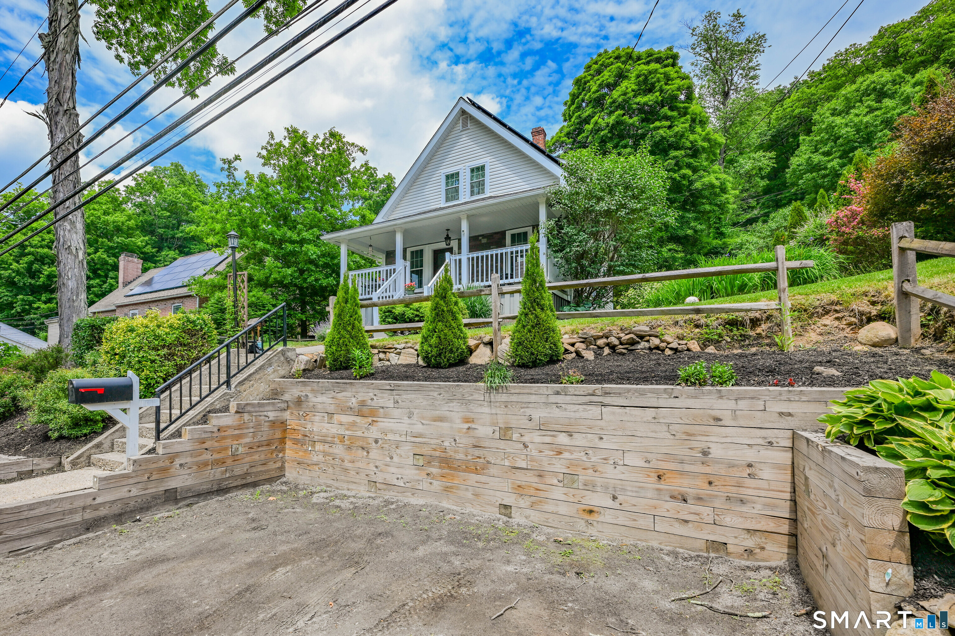 156 Litchfield Street Thomaston CT 06787