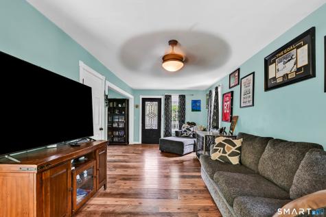156 Litchfield Street Thomaston CT 06787