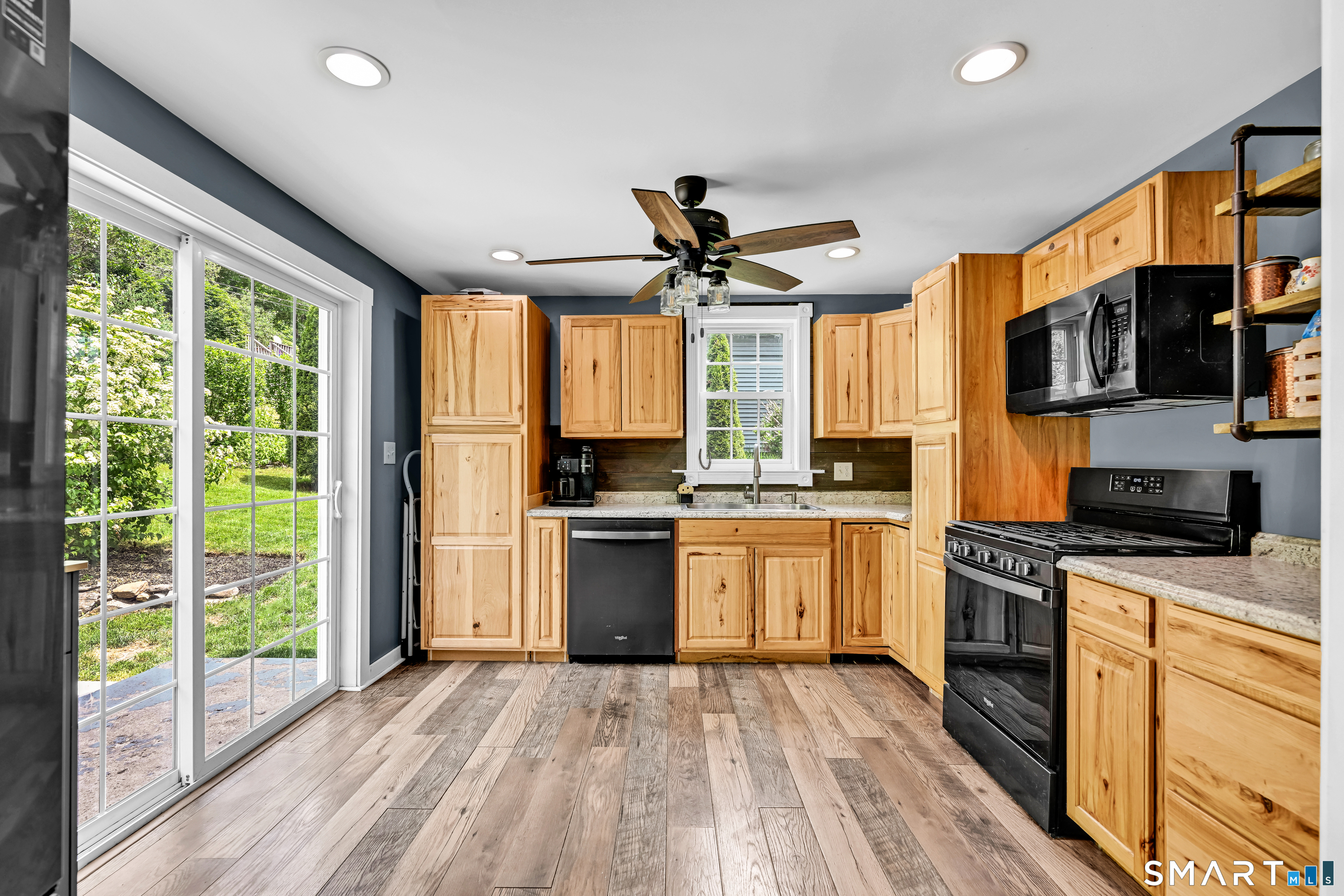 156 Litchfield Street Thomaston CT 06787