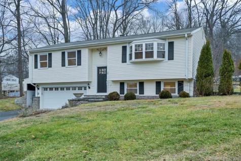 29 Deepwood Drive Bethel CT 06801