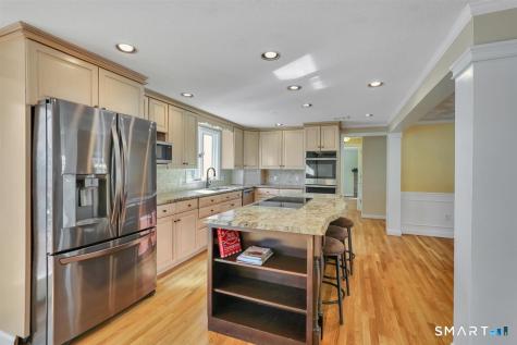 36 Clifdon Drive Simsbury CT 06070