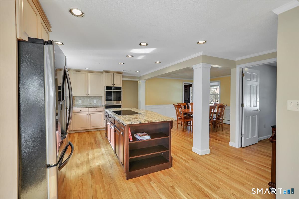 36 Clifdon Drive Simsbury CT 06070