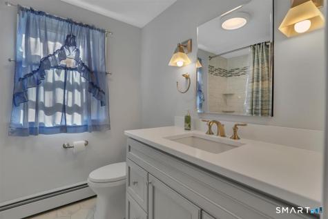 36 Clifdon Drive Simsbury CT 06070