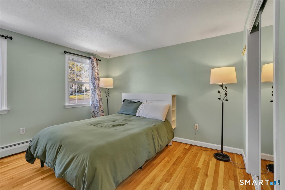 36 Clifdon Drive Simsbury CT 06070