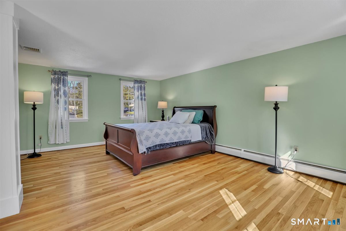 36 Clifdon Drive Simsbury CT 06070