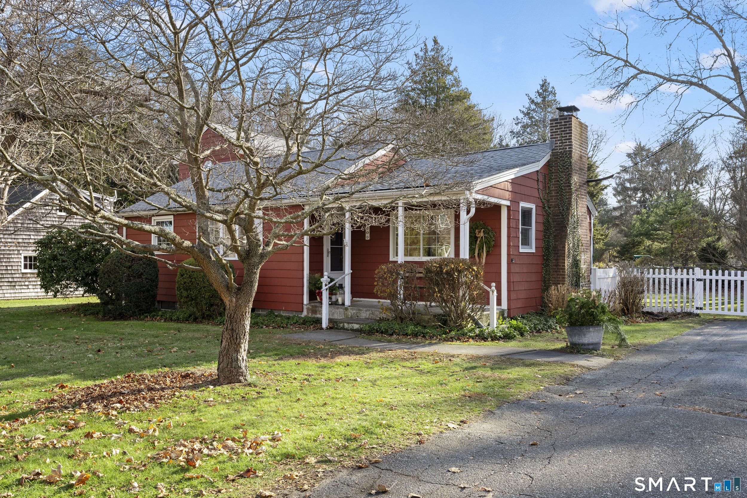 105 Old North Road Stonington CT 06355