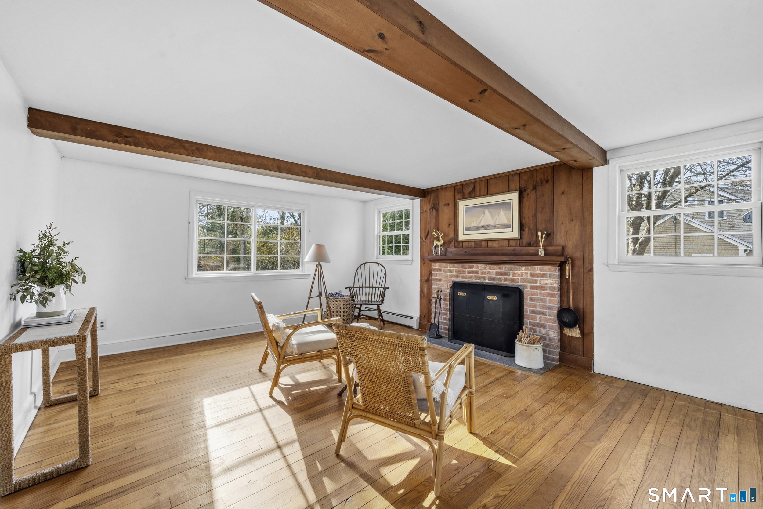 105 Old North Road Stonington CT 06355