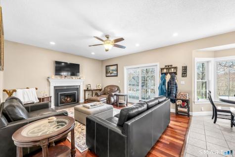 977 Sheldon Street Suffield CT 06093