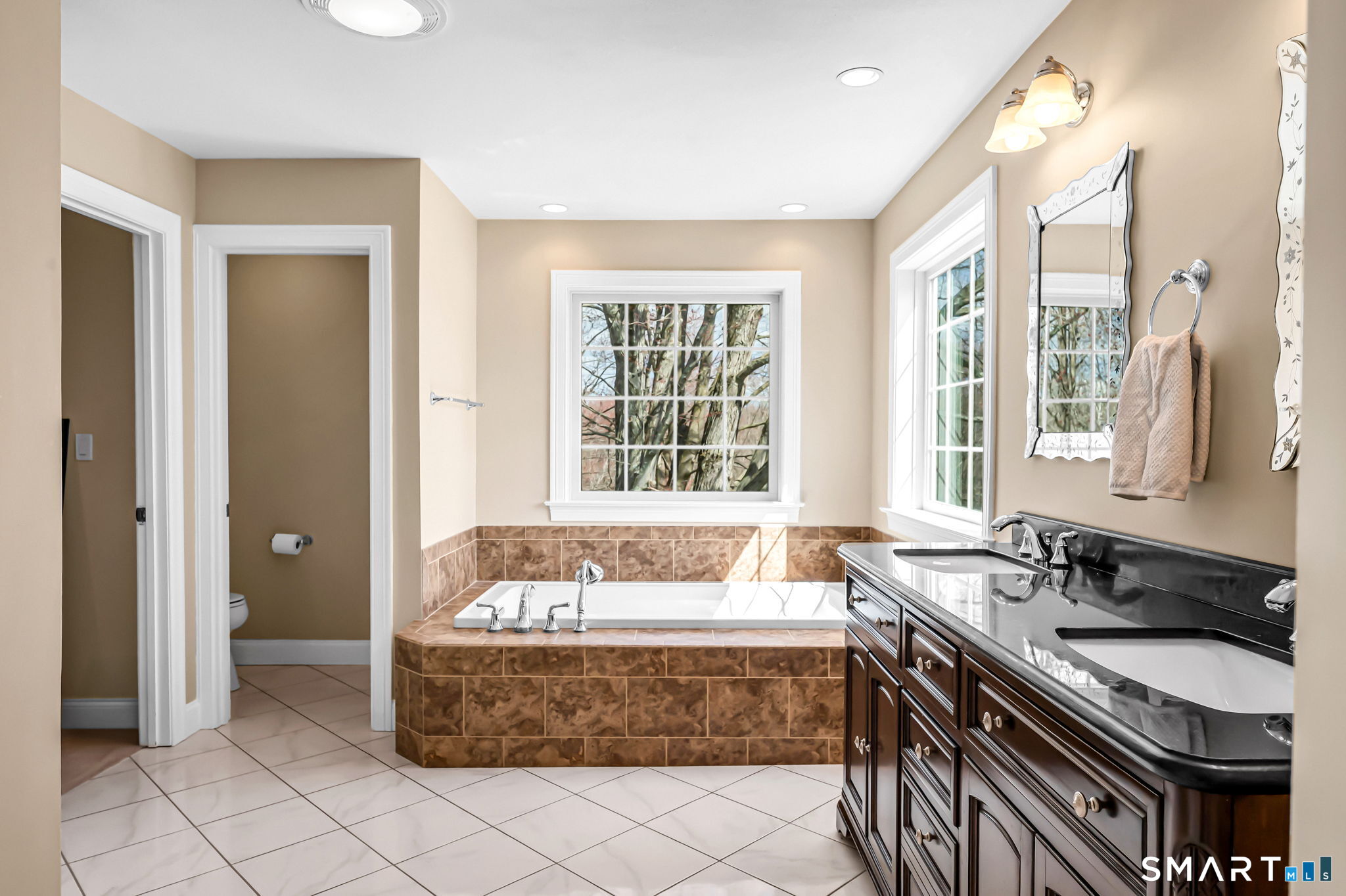 977 Sheldon Street Suffield CT 06093