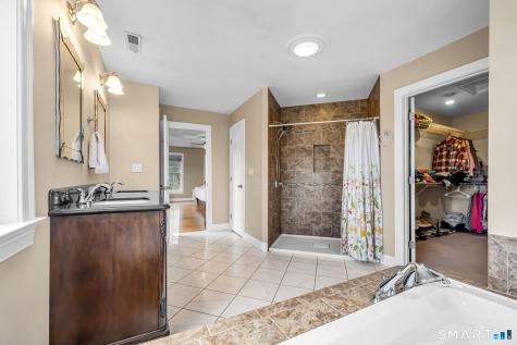 977 Sheldon Street Suffield CT 06093
